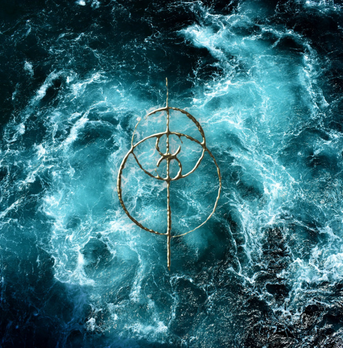 BARELY BLUE © BARELY BLUE