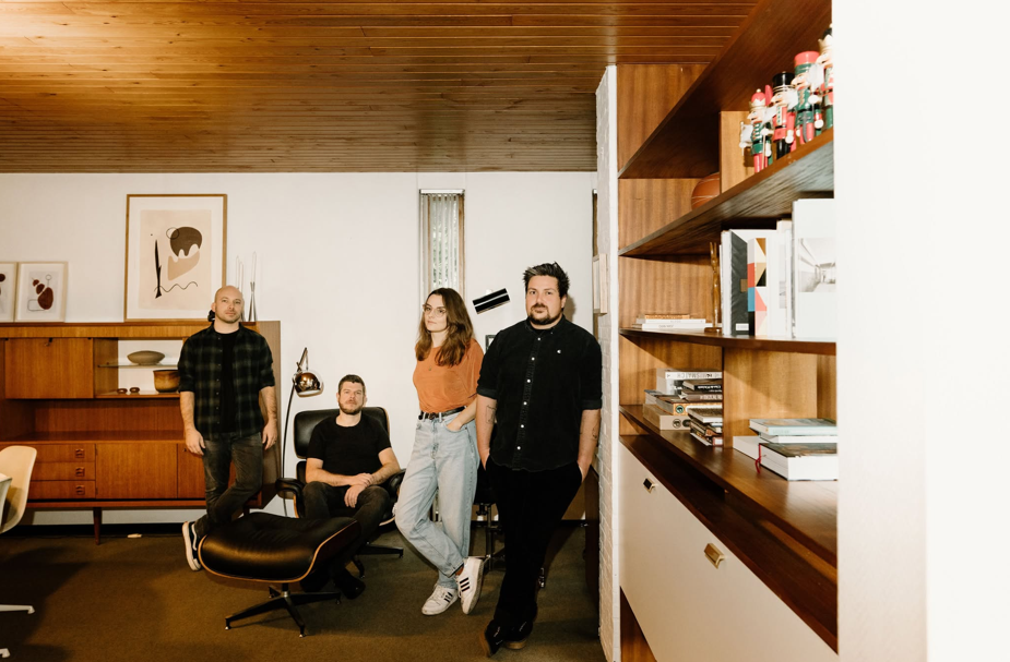 BRIGHTER COLOURS © Heimat