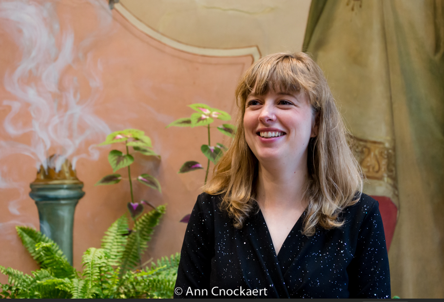 HUMAN WITHOUT GRAVITY © Ann Cnockaert