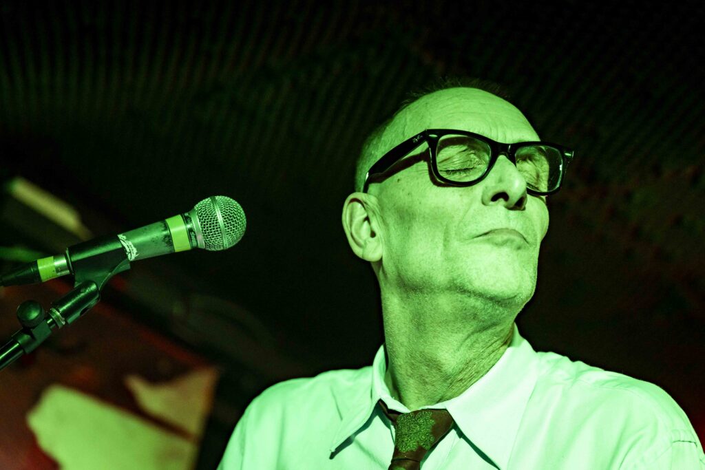 THE NIGHT CLUB © Hannelore Dieleman