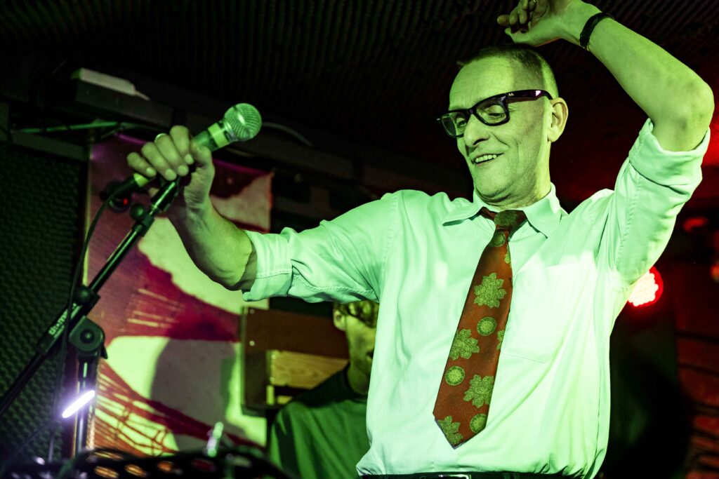 THE NIGHT CLUB © Hannelore Dieleman