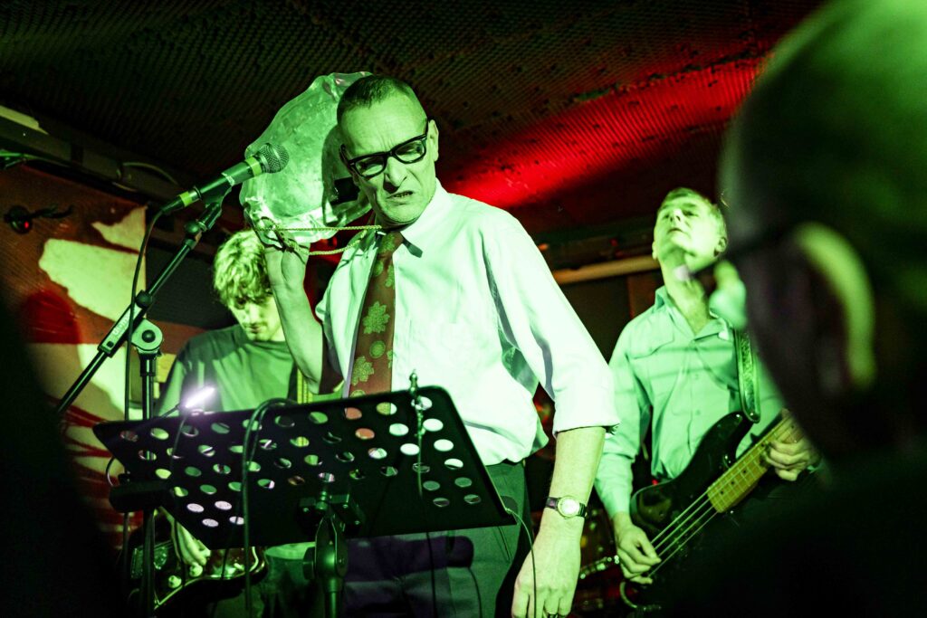 THE NIGHT CLUB © Hannelore Dieleman