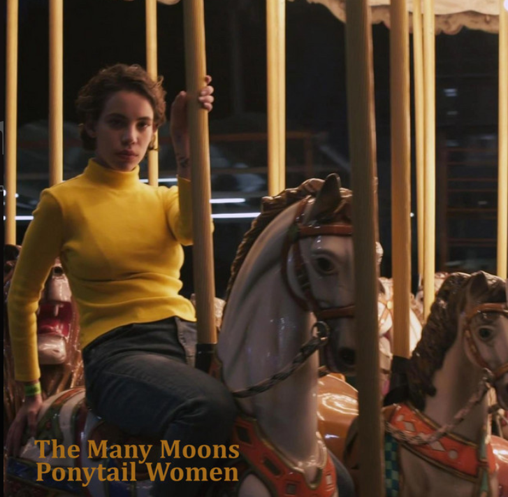 THE MANY MOONS © THE MANY MOONS