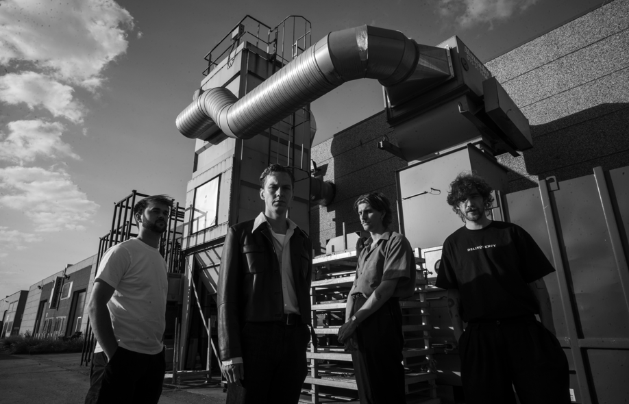 SAD BOYS KLUB © Ward Van Hooreweghe