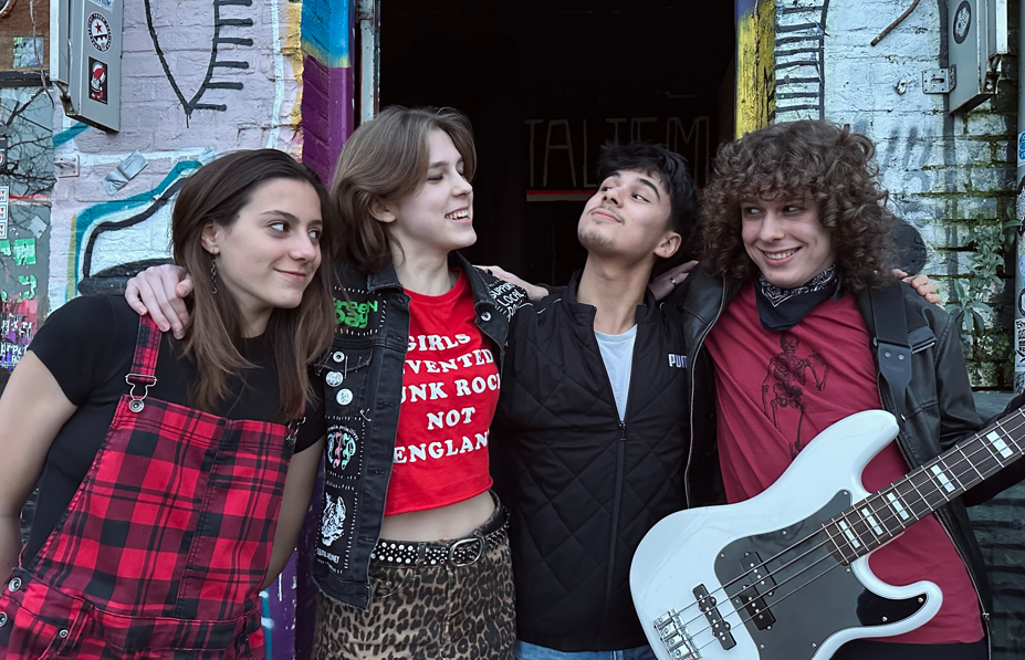 GENDER REVEAL ATOMIC BOMB © Grant Ramsey