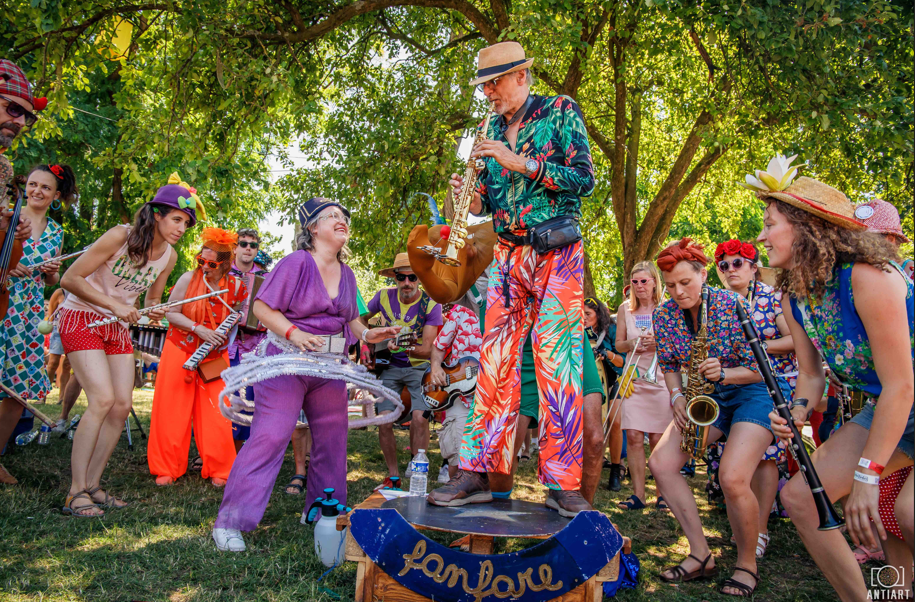 Copacobana © Antiart/Bath Foam Throne music promotion