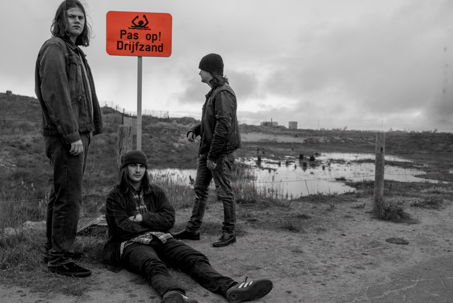 LIQUID MOLLY © LIQUID MOLLY