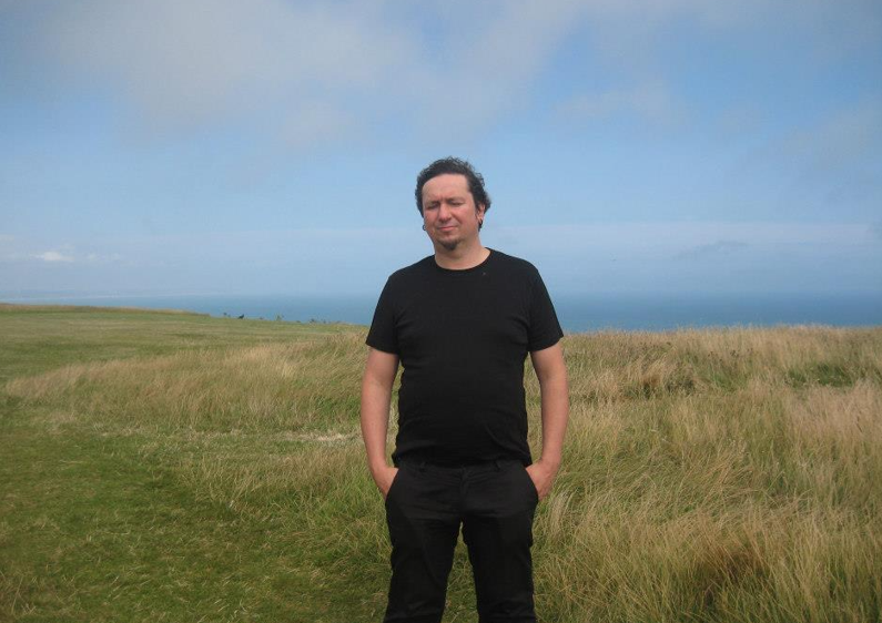 OLLIE BOSTOEN © OLLIE BOSTOEN