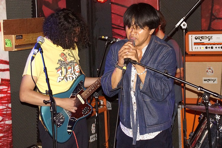 SHARKS EAT PEOPLE TOO @ Wouter De Sutter